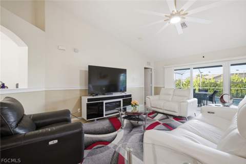 1112 SW 9th Ct, Cape Coral FL - photo 12 of 42