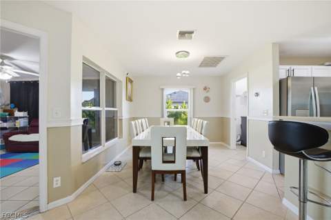 1112 SW 9th Ct, Cape Coral FL - photo 14 of 42