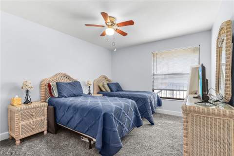 3935 Country Club Blvd 17, Cape Coral FL - photo 14 of 31