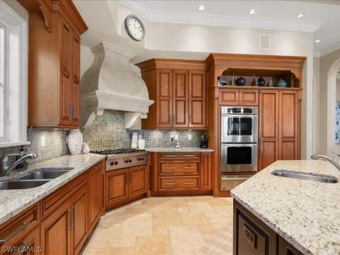 1750 4th St S, Naples FL - photo 24 of 50