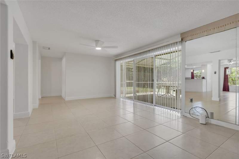 3 bedroom SingleFamilyResidence at 501 11th St NW, Golden Gate Estates, Naples — photo 4