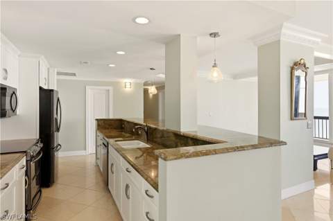 4001 Gulf Shore Blvd N Ph8, Naples FL - photo 12 of 49
