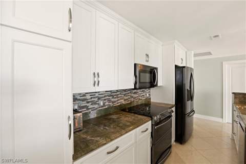 4001 Gulf Shore Blvd N Ph8, Naples FL - photo 13 of 49