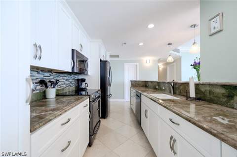 4001 Gulf Shore Blvd N Ph8, Naples FL - photo 16 of 49
