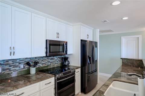 4001 Gulf Shore Blvd N Ph8, Naples FL - photo 19 of 49