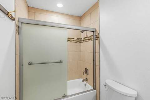 17308 Timber Oak Ln, Fort Myers FL - photo 15 of 34