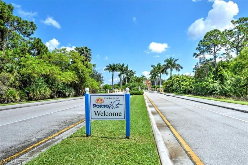 2 bedroom Condominium at 3957 Pomodoro Cir 201, Isles Of Porto Vista, Cape Coral — photo 2