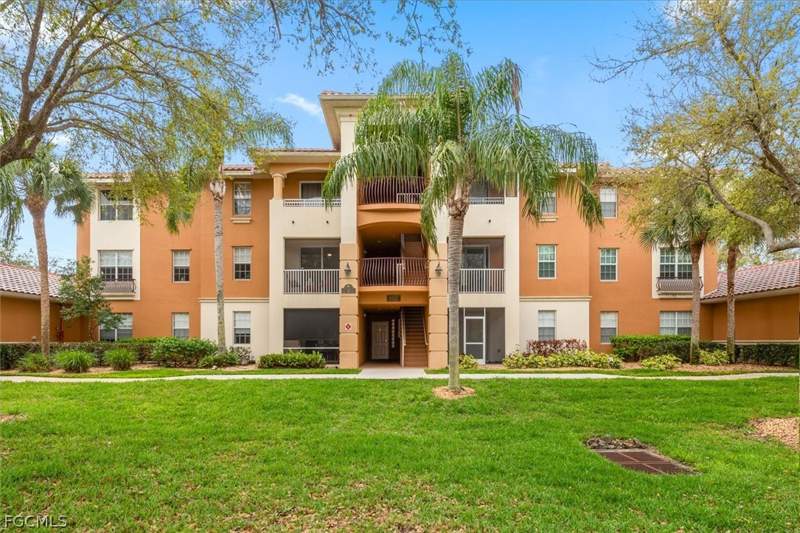 2 bedroom Condominium at 3957 Pomodoro Cir 201, Isles Of Porto Vista, Cape Coral — photo 3