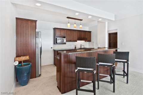 60 Pelican St W 206, Naples FL - photo 17 of 29
