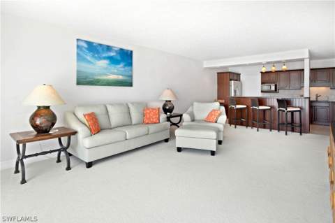 60 Pelican St W 206, Naples FL - photo 7 of 29