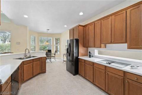 4832 Cerromar Dr, Naples FL - photo 11 of 35