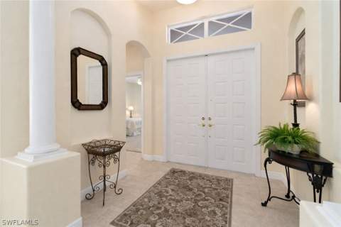 4832 Cerromar Dr, Naples FL - photo 6 of 35