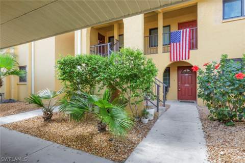 9820 Citadel Ln 103, Bonita Springs FL - photo 6 of 28