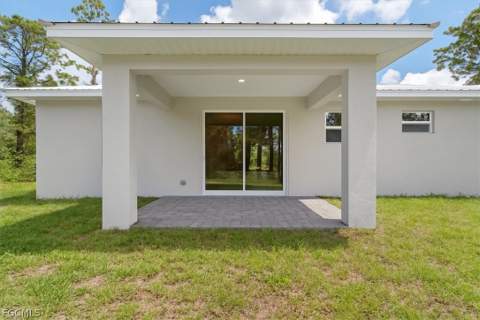 1124 E Rambler St, Lehigh Acres FL - photo 13 of 44