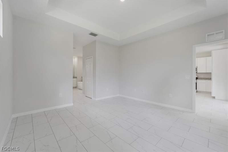 3 bedroom SingleFamilyResidence at 1124 E Rambler St, Lehigh Acres, Lehigh Acres — photo 3