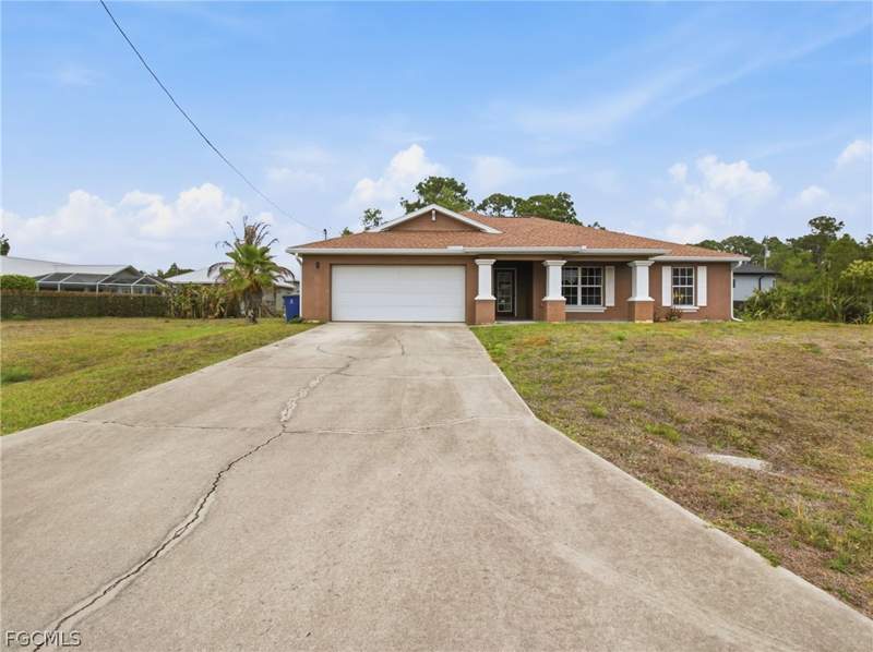 3 bedroom SingleFamilyResidence at 731 Long Lines Ln, Lehigh Acres, Lehigh Acres — photo 3