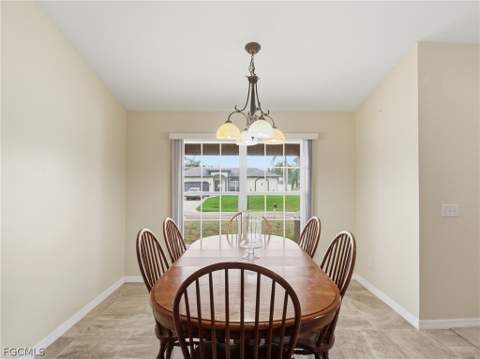 731 Long Lines Ln, Lehigh Acres FL - photo 8 of 32