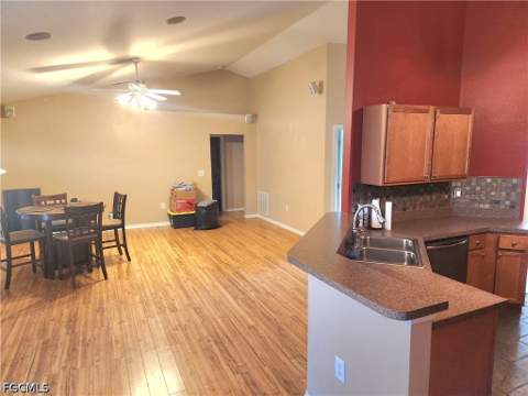 3601 NE 21st Pl, Cape Coral FL - photo 8 of 18