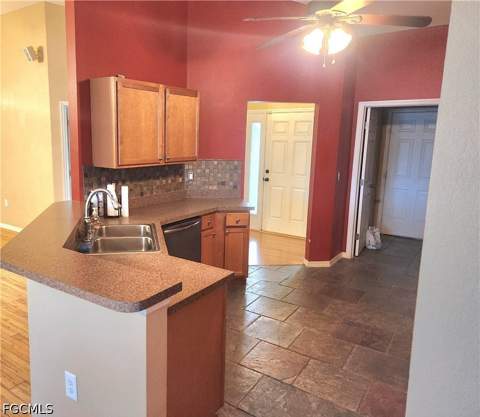 3601 NE 21st Pl, Cape Coral FL - photo 9 of 18