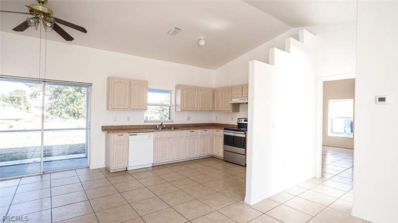 3 bedroom SingleFamilyResidence at 2419 NE 23rd Ave, Cape Coral, Cape Coral — photo 5