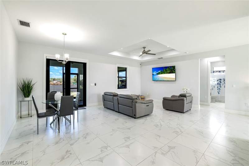 3 bedroom SingleFamilyResidence at 4217 24th Ave NE, Golden Gate Estates, Naples — photo 4