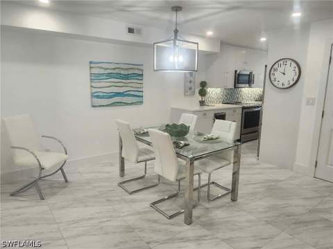 3000 Gulf Shore Blvd N 113, Naples FL - photo 20 of 40