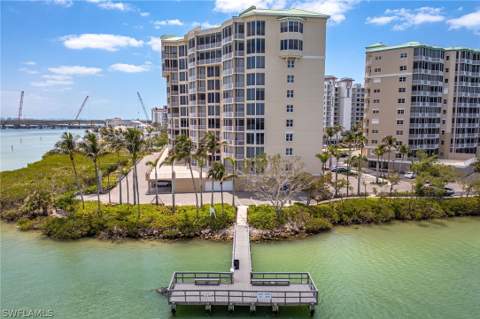 4137 Bay Beach Ln 525, Fort Myers Beach FL - photo 7 of 42