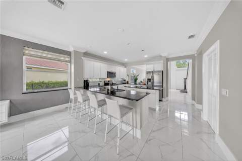 9730 Springlake Cir, Estero FL - photo 6 of 44