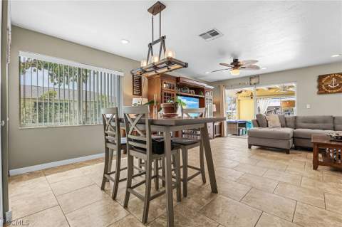 4814 SW 1st Ct, Cape Coral FL - photo 10 of 34