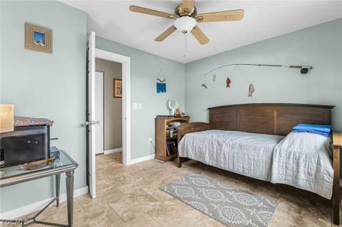 4814 SW 1st Ct, Cape Coral FL - photo 17 of 34