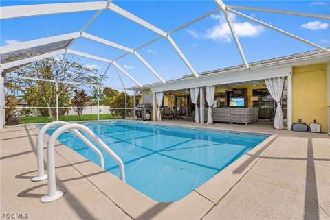 4814 SW 1st Ct, Cape Coral FL - photo 23 of 34