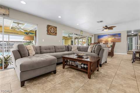 4814 SW 1st Ct, Cape Coral FL - photo 9 of 34