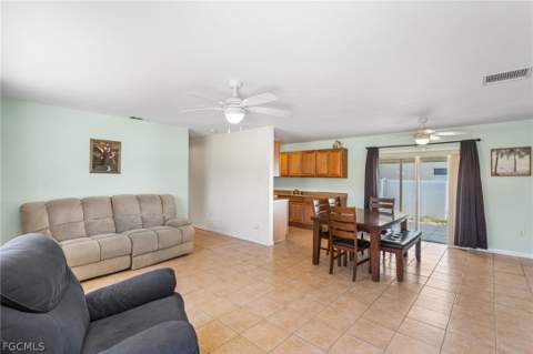 2803 W Cypress Ave, Fort Myers FL - photo 6 of 38