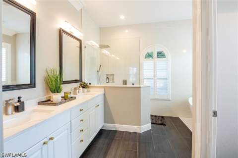 11723 Longshore Way E, Naples FL - photo 19 of 42