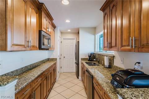 2213 NE 4th St, Cape Coral FL - photo 17 of 48