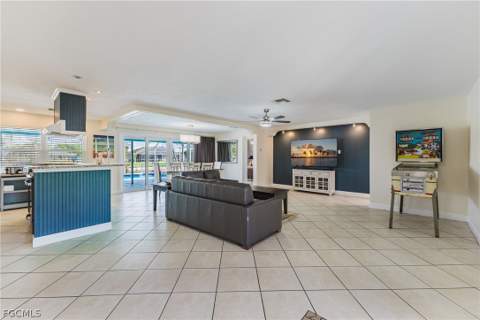 2213 NE 4th St, Cape Coral FL - photo 6 of 48