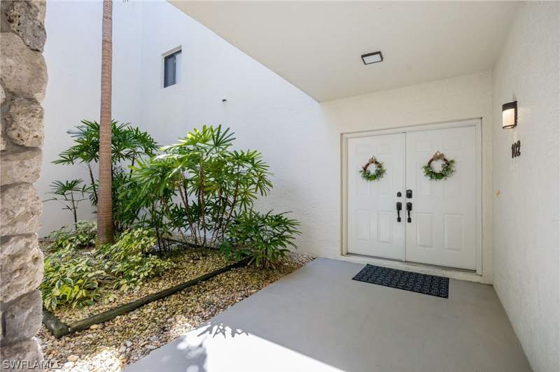 2 bedroom Condominium at 770 Eagle Creek Dr 102, Eagle Creek, Naples — photo 4
