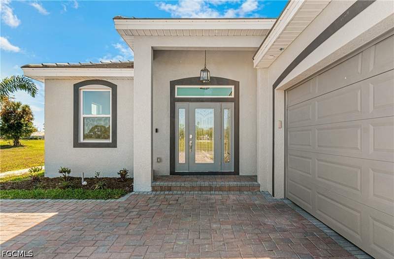 4 bedroom SingleFamilyResidence at 2016 Oxford Ridge Cir, Westminster, Lehigh Acres — photo 3