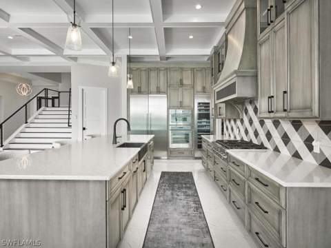 999 Spruce Ct, Marco Island FL - photo 7 of 45