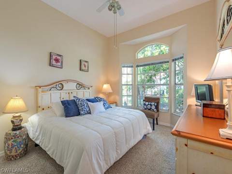 130 Amblewood Ln 8-801, Naples FL - photo 10 of 48