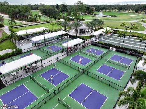 130 Amblewood Ln 8-801, Naples FL - photo 24 of 48