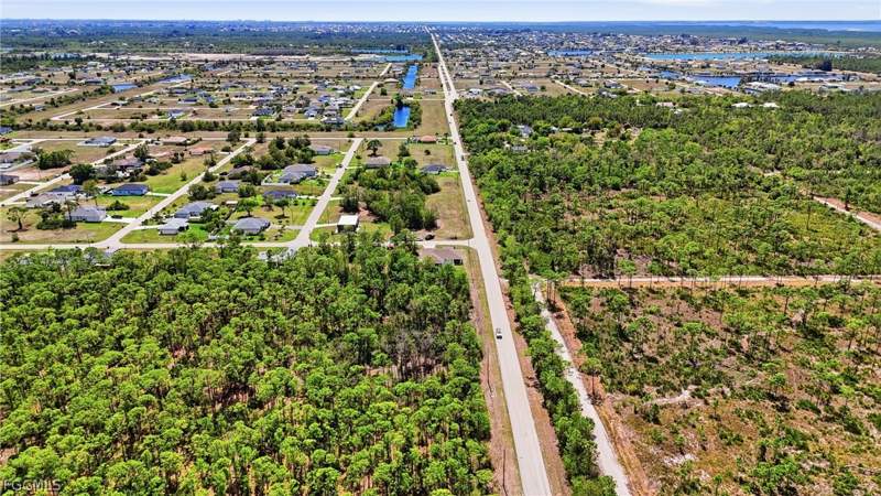 3 bedroom SingleFamilyResidence at 3941 NW 42nd Ln, Cape Coral, Cape Coral — photo 5