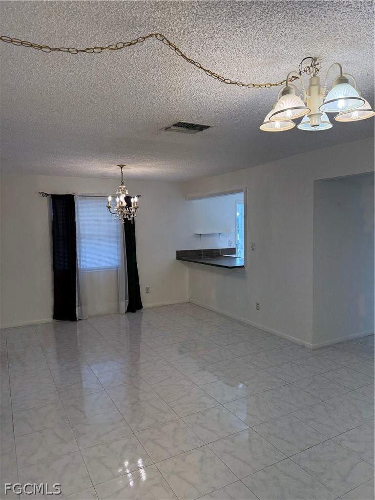 2 bedroom Attached at 46 Desert Candle Cir, Pinewood Condominium, Lehigh Acres — photo 4