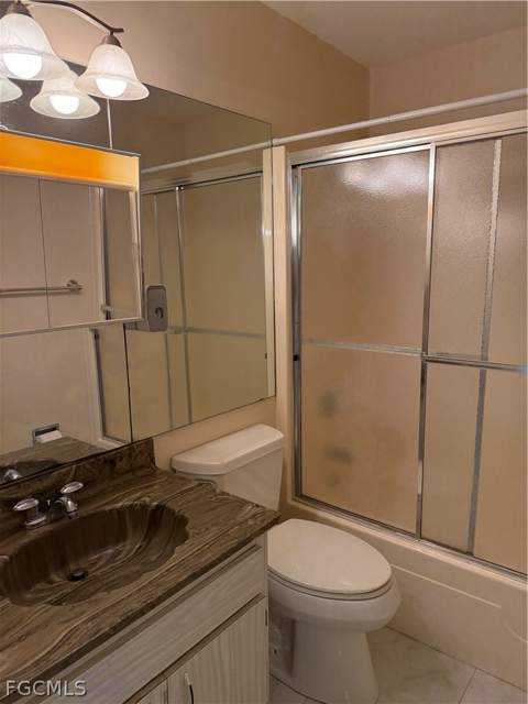 46 Desert Candle Cir, Lehigh Acres FL - photo 8 of 13