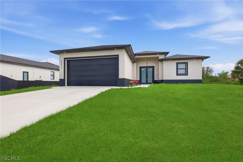 3 bedroom SingleFamilyResidence at 3211 6th St SW, Lehigh Acres, Lehigh Acres — photo 2