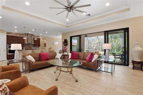 2303 Somerset Pl, Naples FL - photo 11 of 47
