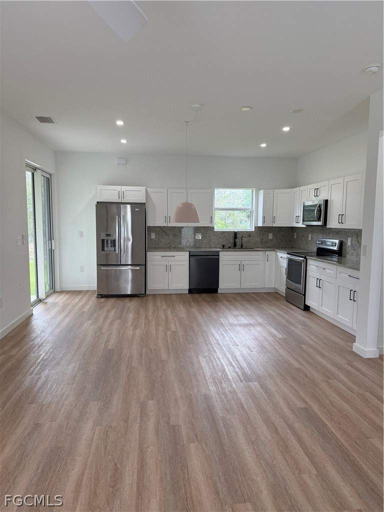 3 bedroom SingleFamilyResidence at 767 Breamer Ave S, Lehigh Acres, Lehigh Acres — photo 2