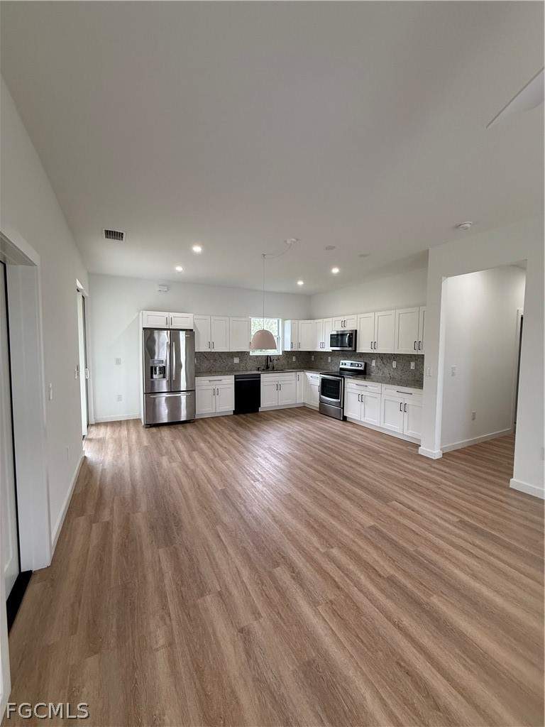 3 bedroom SingleFamilyResidence at 767 Breamer Ave S, Lehigh Acres, Lehigh Acres — photo 4