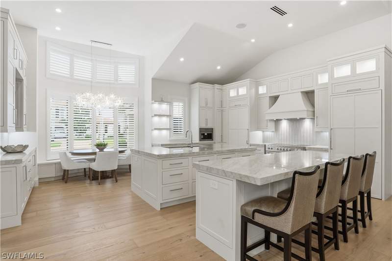 5 bedroom SingleFamilyResidence at 328 Sedgwick Ct, Bay Colony Shores, Naples — photo 3