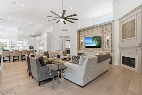 328 Sedgwick Ct, Naples FL - photo 8 of 48